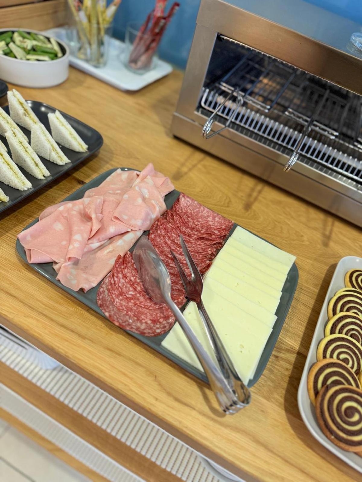 Hotel Berenice 里米尼 外观 照片